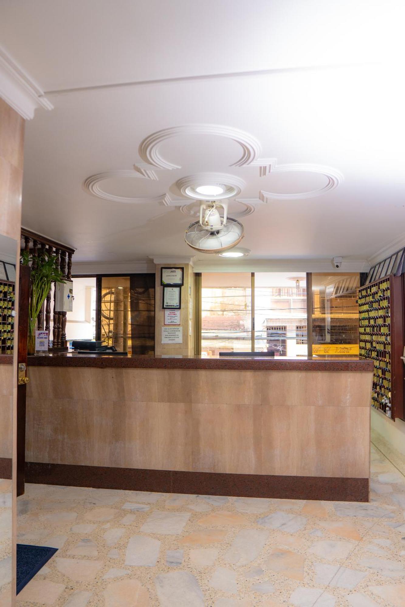 Hotel Steven บูเอนาเวนตูรา ภายนอก รูปภาพ