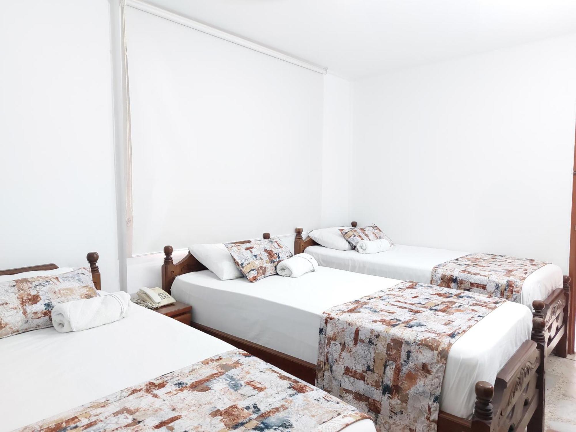 Hotel Steven บูเอนาเวนตูรา ภายนอก รูปภาพ