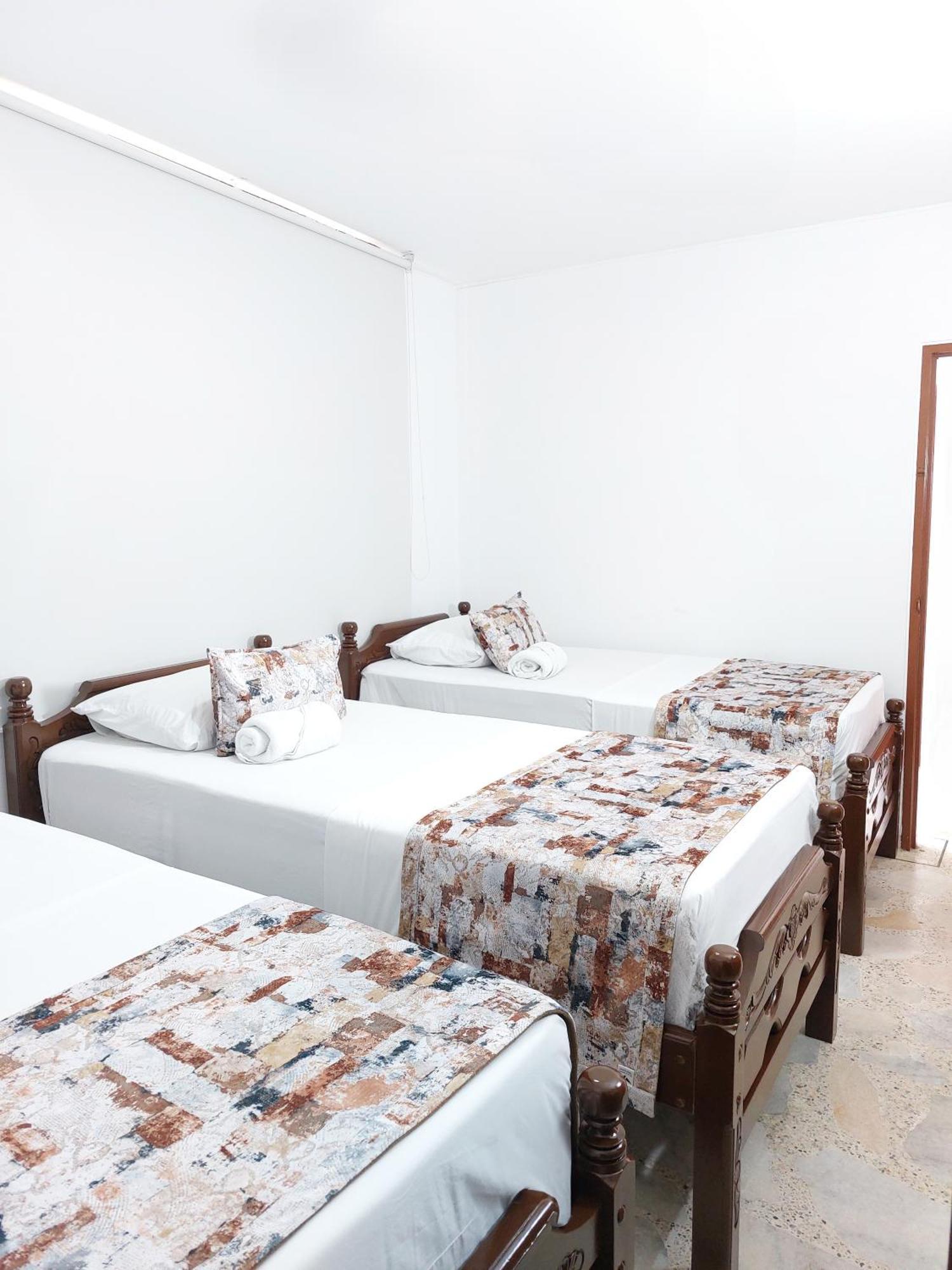 Hotel Steven บูเอนาเวนตูรา ภายนอก รูปภาพ